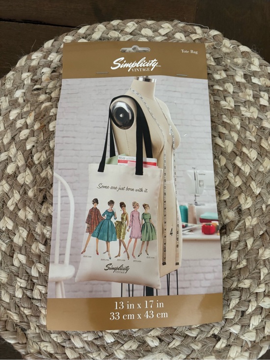 Simplicity Handbags - Simplicity Cream Tote with Black Handles and Vintage Fashion Print